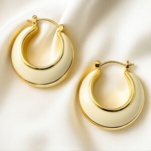 Elegant Polished Gold-Tone Beige Hoop Earrings – 1-Inch Latch Back Fashion Jewel